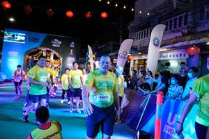 BIB: 90092
                            <button type="button" onclick="openModal(21897305)" class="btn btn-primary btn-sm float-right btn-popup" data-toggle="modal" data-target=".modal-high-quality">
                        <i class="fas fa-shopping-cart"></i> Add to Cart
                    </button>
                                            <button type="button" onclick="isThisMe(21897305, true)" class="btn btn-success btn-sm float-right btn-popup btn-isme hidden" data-toggle="tooltip" data-placement="bottom" title="นี่คือรูปของคุณใช่ไหม คลิกที่นี่เพื่อเอาเข้าอัลบั้ม">
                        <i class="fas fa-plus"></i> Add to album
                    </button>
                    <button type="button" onclick="isThisMe(21897305, false)" class="btn btn-warning btn-sm float-right btn-popup btn-isnotme hidden">
                        <i class="fas fa-ban"></i> Remove from album
                    </button>